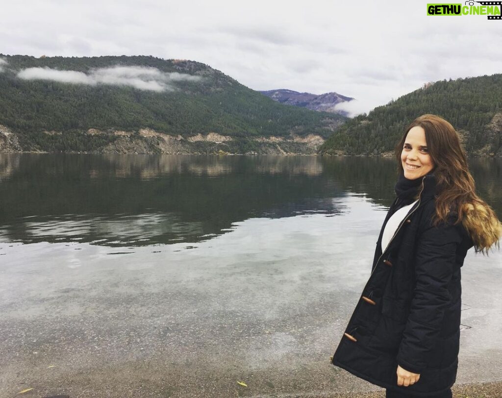 Valeria Britos Instagram - Mi bello País . . . #Argentina #amoviajar #sur San Martín de los Andes