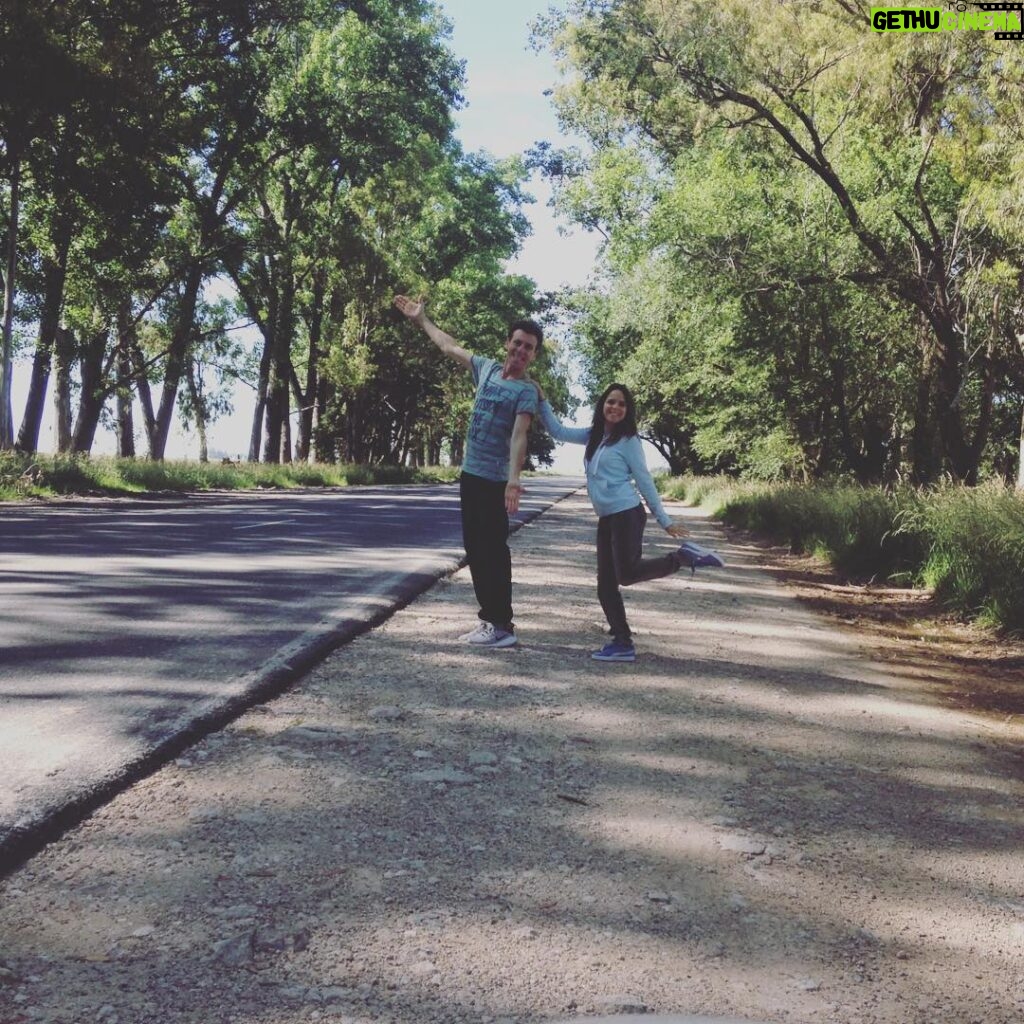 Valeria Britos Instagram - Rutas argentinas...hoy con @valehacerlio rumbo a Olavarria