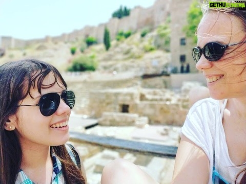 Valeria Britos Instagram - Hoy en Argentina se festeja el día de la madre. Amo verte crecer @calu.sancho y acompañarte siempre. Feliz día para mi mamá y todas las madres. #felizdiadelamadre