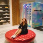 Vanesha Prescilla Instagram - @onitsukatigerindonesia thanks for having me 🪩🪩🪩 such a fun dinner!