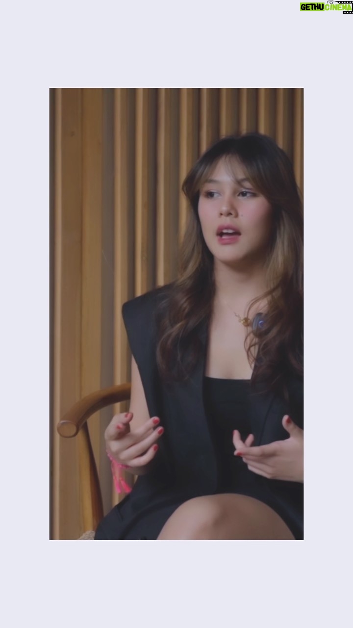 Vanesha Prescilla Instagram - banyak cara buat bahagia. agree? kalo kalian, pilih bahagia dengan ngapain? sekarangg giliran kamu buat upload foto yang menurut kamu paling bahagia, post pake hashtag #OPPOChooseJoy & #InspirationAhead β¨π