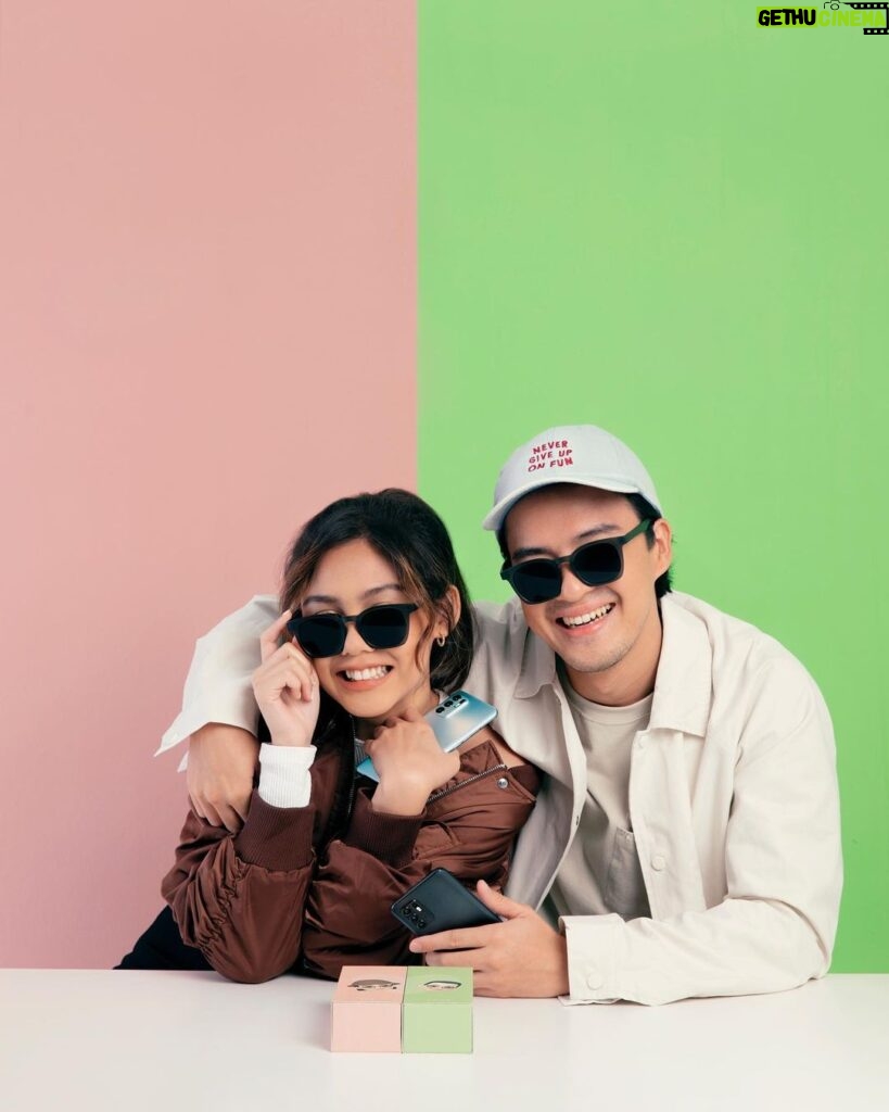 Vanesha Prescilla Instagram - join me to celebrate the month of love! post your picture with your loved one using sunglasses and you may be winning two OPPO Bands! go check @OPPOIndonesia to learn more about the challenge yaaa! ps. you may also get two pairs of OPPO See Love sunglasses for selected smartphones purchase this month! 😎 #OPPOSeeLove #OPPOReno6 @oppoindonesia