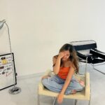 Vanesha Prescilla Instagram - orange really stands out in a good wayyy 🌅 yang punya outfit atau sesuatu warna orange, ikutan doongg challenge #GaOrenGaKeren sekarang. post di pake hashtag #GaOrenGaKeren #EkstraKeren & #VaneshaPrescillaSquad ya karna aku punya sesuatu yang warnanya orange yang keren buat salah satu dari kamuuuu! post yang banyak ya 🍊🍊🍊 good luck