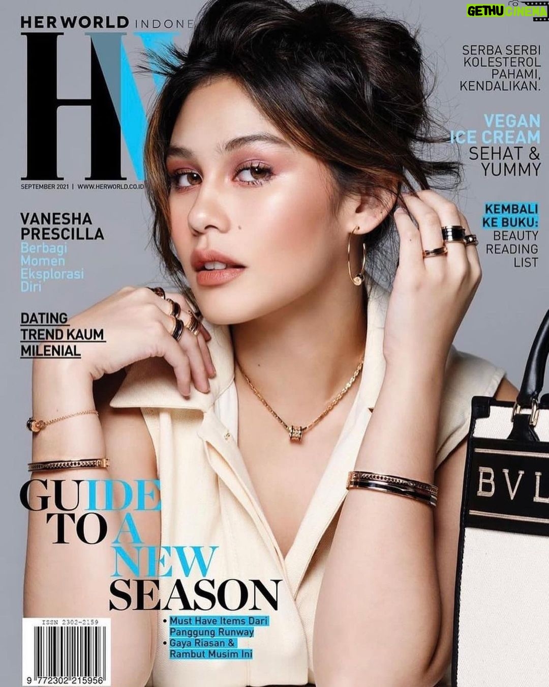 Vanesha Prescilla Instagram - #SeptemberIssue @herworldindonesia ✨