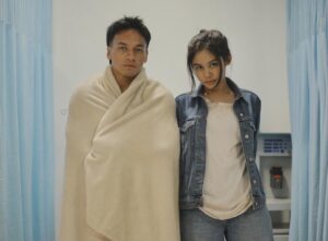 Vanesha Prescilla Instagram - hi! gimana yang udah nonton episode 1 Paradise Garden? suka ngga? 🤡
yang belum, nonton ya di @vidiodotcom