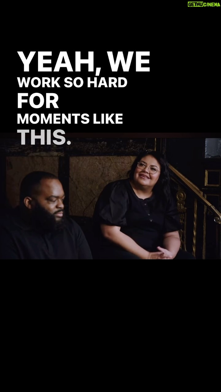 Vanessa Gonzalez Instagram - Go watch “Behind the Scenes with the Comedians of Verified Stand-Up / Netflix is a Joke” on YouTube NOW! @netflixisajoke #bts #standupcomedy #bitchyoudidit