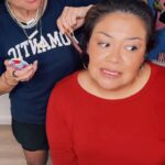 Vanessa Gonzalez Instagram - Ok I would never but this sound was too good @vanessagcomedy #comedy #makeupartist #mua #trendingsound #standup #vanessagonzalez #jamiemakeup