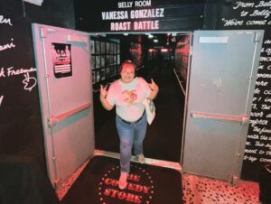 Vanessa Gonzalez Instagram - Thank you to everyone who came out to The Comedy Store tonight!!! 💖💖💖 And thank you to @thecomedystore for having me! 🙏🏽🙏🏽🙏🏽 Special thanks to Daniel Webb, Maggie Maye and Aly Dixon for crushing it 🔥🔥🔥 What a great night ✨🥰✨