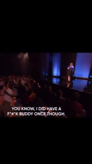 Vanessa Gonzalez Instagram - I’m no record breaker 🤦🏽‍♀️ #friendswithbenefits #comedy #standupcomedy