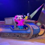 Vanessa Laine Bryant Instagram - #Frozen Disney On Ice 🧊 ⛸️⛸️❤️ #LaFamilia ❤️ #Encanto 🏡 #HolidayTradition Honda Center