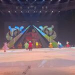 Vanessa Laine Bryant Instagram - #Frozen Disney On Ice 🧊 ⛸️⛸️❤️ #LaFamilia ❤️ #Encanto 🏡 #HolidayTradition Honda Center