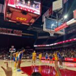 Vanessa Laine Bryant Instagram - @uscwbb ❤️💛✌🏾 @mambamambacitasports 🖤🤍❤️ 🏀 Galen Center at USC
