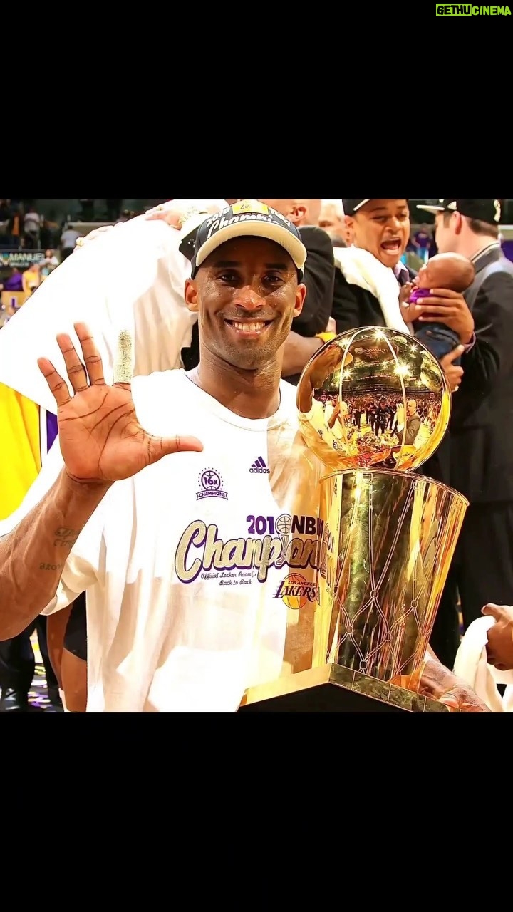 Vanessa Laine Bryant Instagram - 🏆🏆🏆🏆🏆 👑🐍💜💛❤️ @lakers