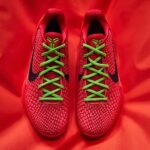Vanessa Laine Bryant Instagram - Why not reverse it for this holiday season?! ❤️💚❤️ #Mamba