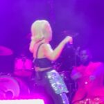 Vanessa Laine Bryant Instagram - Sweet Escape last night. ❤️🍊 @gwenstefani