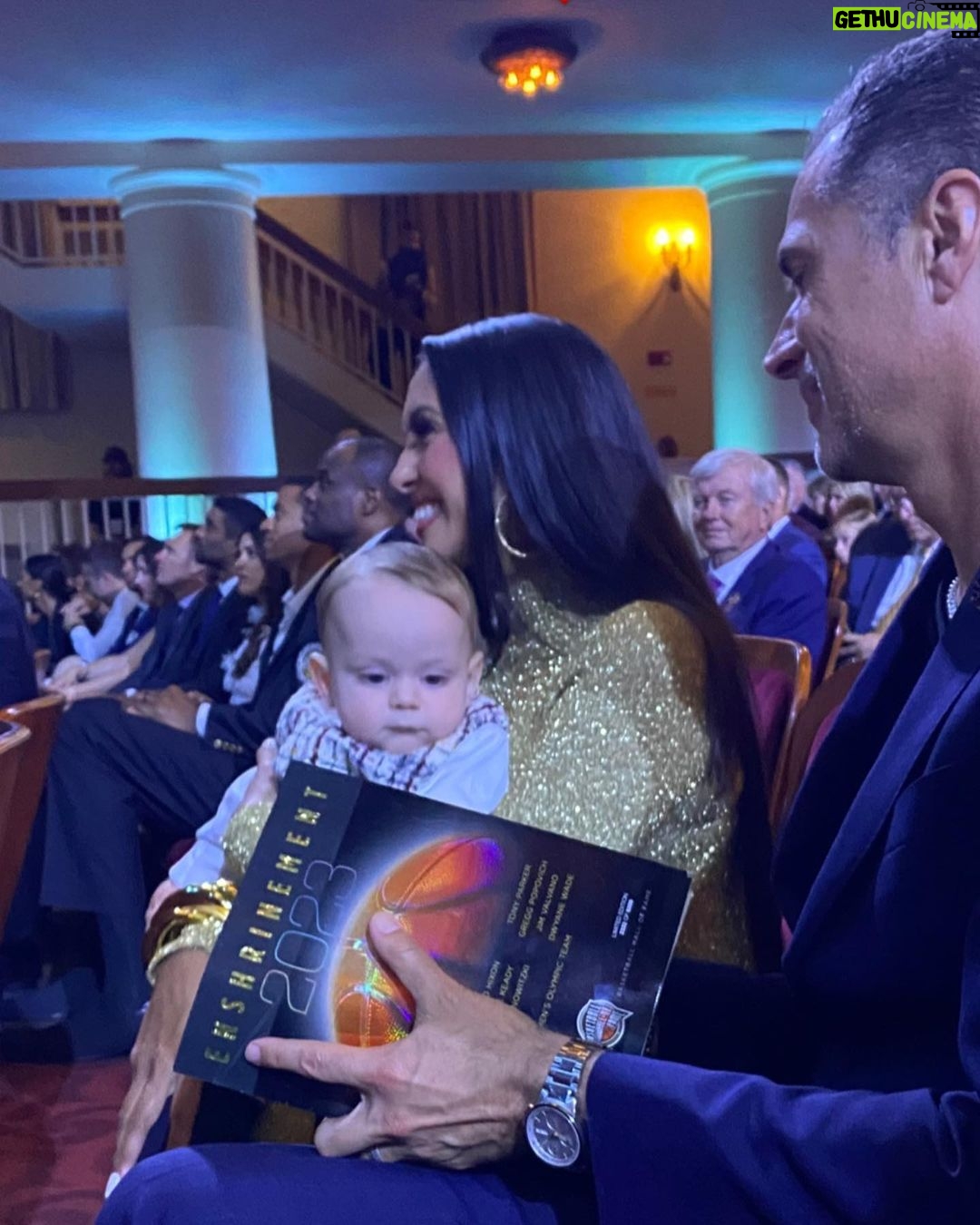 Vanessa Laine Bryant Instagram - #HOF 🧡