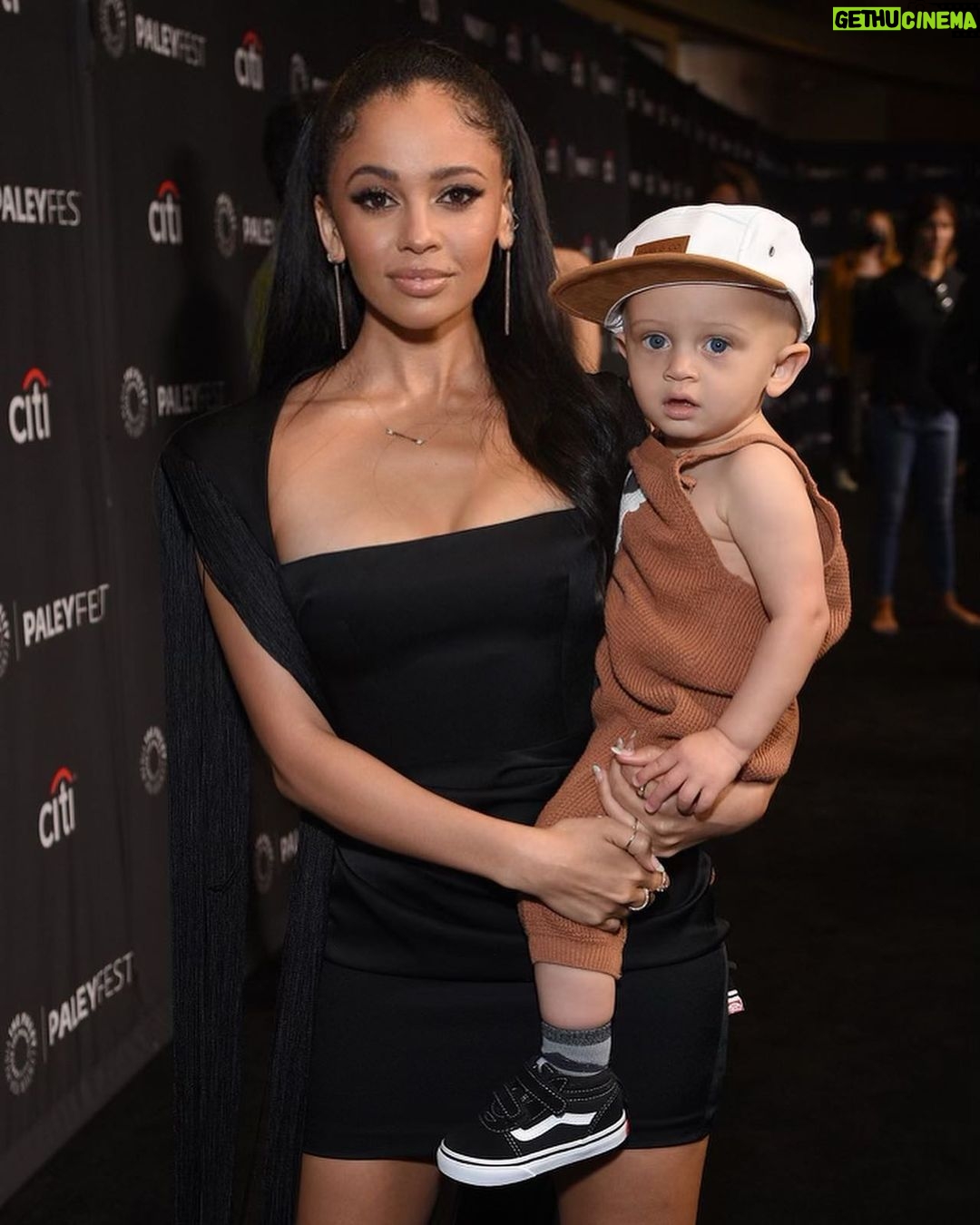 Vanessa Morgan Instagram - Mama got dressed up 👗 Thankyou @paleycenter for having us :)