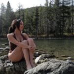 Vanessa Morgan Instagram - Polar plunging in one of Mount Shasta’s spiritual purification lakes. Pure bliss✨🧚🏾‍♀️ Castle Lake