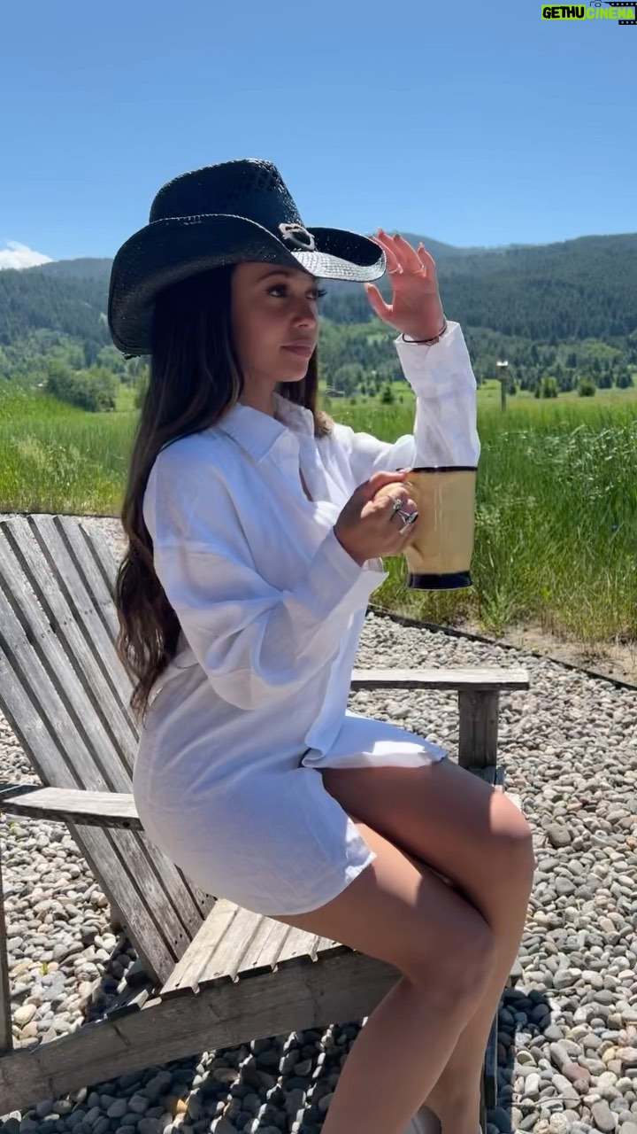 Vanessa Morgan Instagram - Montana has a special lil place in my ♥️