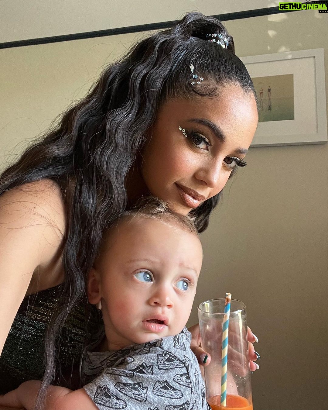 Vanessa Morgan Instagram - My baby boy is 3 today. Where is the time going? All I can say is Thank you God for the biggest blessing of my life. & To River, I’m eternally grateful your soul chose me to be your mommy in this lifetime. Love you Forever. 🤍