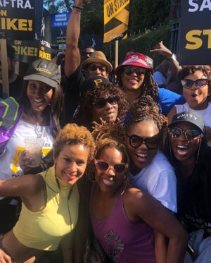 Vanessa Williams Instagram - Maintain your JOY and GRATITUDE! #sagaftrastrike  DAY 111#sagaftrastrong THANK YOU fellow thespians!and creatives @marimorrowofficial @tangieambrose @alimiballard @adinaporter @aashadavis @tamiekabriscoe @jasonwinstongeorge @kingpowchicken @officialtanjareen @rfwhiten
