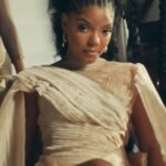 Vanessa Williams Instagram - “Black girl with the Black girl HAIR, took a little sun kiss to look like this! God said YOU’RE an ANGEL! 🥰 wish I had a song like this when I was a girl! Glad the young girl still inside me gets to sing it NOW! ❤️ Love you @hallebailey #angels #mermaids #Blackgirls #Blackwomen