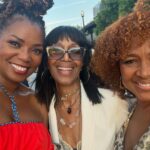Vanessa Williams Instagram - Sisters, Friends, Costars for LIFE! @nicoleariparker @theericaash @boriskodjoe @iamrobireed @jossieharris Another marvelous @hollyrpeete @rodneypeete9 @hollyrodfdn #DesignCares event celebrating heroes and angels to support, care for and supply resources for autism and Parkinson’s disease. Dress @staud.clothing The Bee Hive