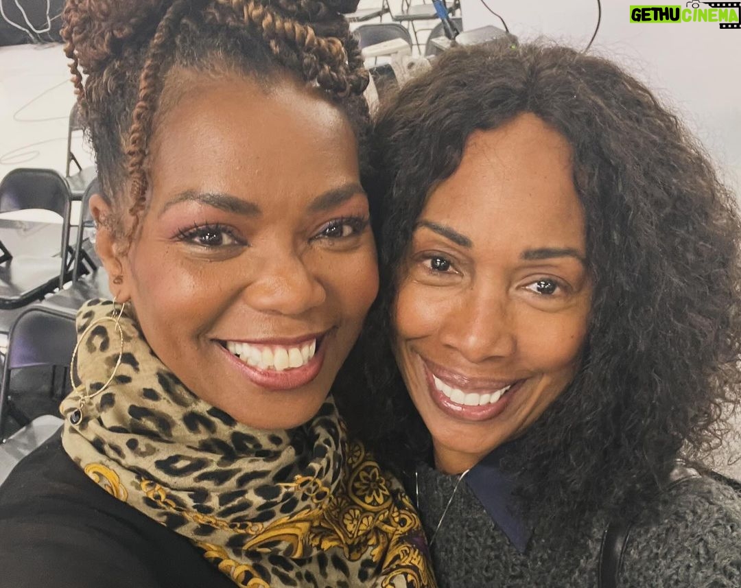 Vanessa Williams Instagram - Pan African Film Festival 30 years strong! #pafffilmfestival #photodump @paffnow #whatididthisweekend #weekend @johnsalley @nickimicheaux @victoriaekanoye @iamnovibrown @ofcourseitshaile Whoop whoop 🙌🏾