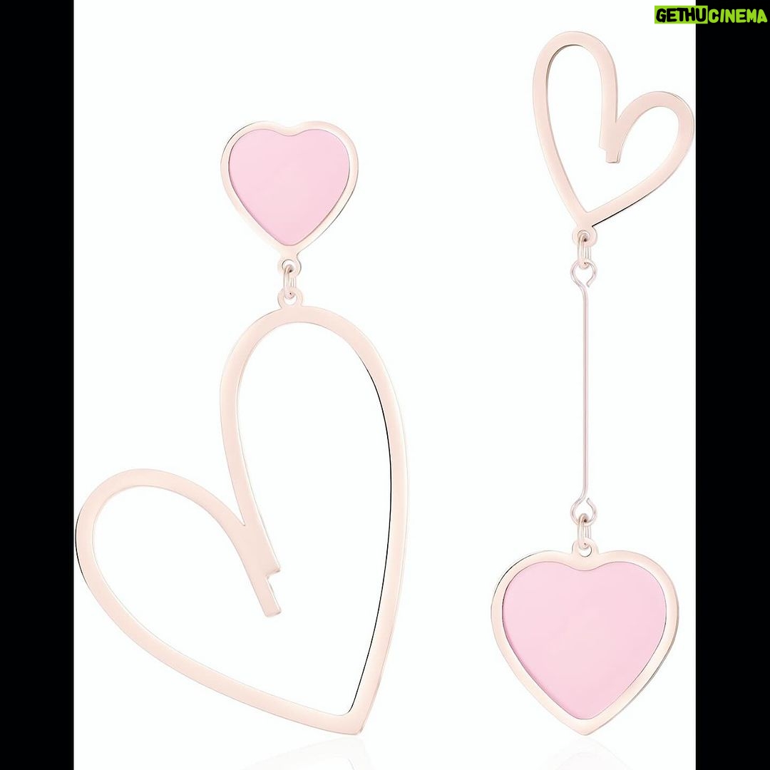 Vanity Alpough Instagram - I usually like to keep it cute with a simple diamond stud but I’m really feeling these V💕Day earrings! Happy Valentine’s Day💋