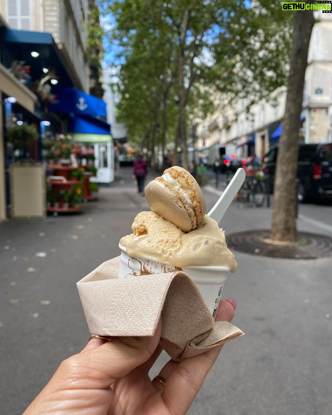 Vannessa Vasquez - 707 Likes - Mentally …. I’m back in Paris for fashion week with everyone else … but gaining 7 pounds cuz I like to eat and fuck It we are on strike still so why not 🥰 🛍 #paris #lourvemuseum