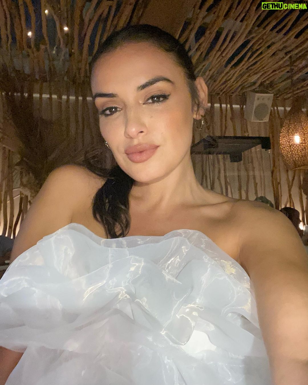 Vannessa Vasquez Instagram - Happy birthday š to all my Virgo babies xoxo š Iām your present š š West Hollywood, California