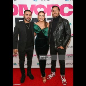 Vannessa Vasquez Instagram - DIVORCE BAIT (private premier) 🥰Woke up with so much adoration and gratitude in my heart for this experience. 

Thank you for all the beautiful messages from everyone who saw and has seen the film. I’m so happy y’all are loving it and making y’all laugh and smile🥲 makes me feel so good hearing all the joy it’s bringing 🥰 

Photo @paul_archuleta @gettyimages 

Special thanks to everyone for last night for being a part of it 
@the.eric.estrada 
@coryjames.j 
@taconazo 
@realrickmancia @panamanian.empress @tyronetannofficial @ericknoboost 

Styled by @regardstylehouse @dimitryl @cristallini_official 

Mua @___nadineb 

Thank you to all of you xo 

@divorcebaitthemovie now on Video on Demand on all platforms 🍿🥂