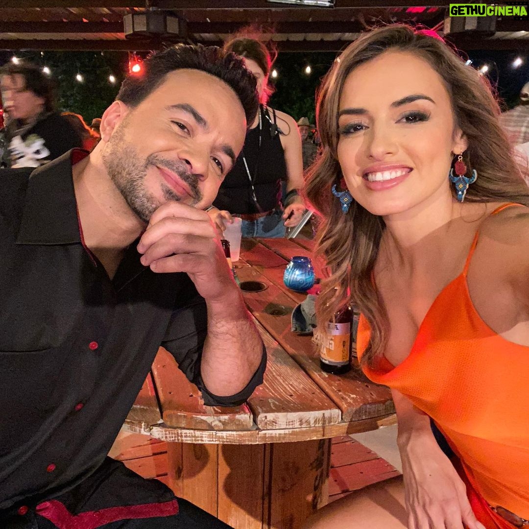 Vannessa Vasquez - 1K Likes - Words can’t express how honored,grateful and surreal this moment is for me … to be here in my home state filming the first ever Tejano Romantic comedy with these amazing beautiful people !!!
Written by @nancydlsr
Executive Produced by Edward James Olmos
Producer @iamcristinanava
Directed by @patperezworld
Director of photography @elgallodp
Casting Director @kissedbyloki
Hair and make up @smithzachry
Wardrobe @stylebygrizelda
Starring @luisfonsi @vivalivin @jackiecruz @chriskattanofficial
@angelicamariaoriginal @dyanaortelli
And me @vannessitav
#grateful #romanticcomedy #tejano