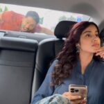Varun Dhawan Instagram – Happy bday @janhvikapoor ji hope ki aapka bday bawaal ho aur yeh saal bemesaal ho. ❤️Ajju