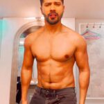 Varun Dhawan Instagram - Goodbye to 2022 on a good note #jugjuggjeeyo sab log