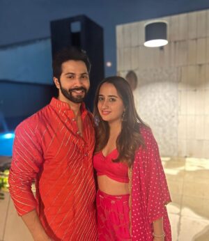 Varun Dhawan Instagram - Happy #karvachauth ♾❤️