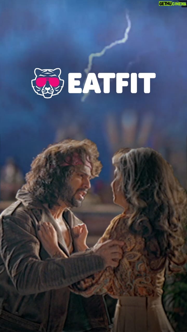 Varun Dhawan Instagram - DHOKAAA! Hum sab ke saath hua hain! Dhoka mat Khaana, just Upgrade to EatFit.in @the.vainglorious @aalimhakim @ishita1987 @dimplegurnani Comment below your 'Dhoka moments' when you ordered food online... #Dhoka #Upgradetoeatfit #VarunxMithila #EatfitxVarunandMithila #Upgradefromdhoka