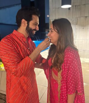 Varun Dhawan Instagram - Happy #karvachauth ♾❤️