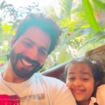 Varun Dhawan Instagram - Sunday with my favourite gal ♾❤️