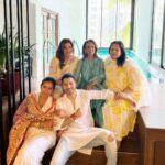 Varun Dhawan Instagram - Happy Raksha Bandhan! तेरे सुकून की खातिर मेरी बहना तेरा भाई हमेशा तेरे साथ हैं
