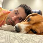 Varun Dhawan Instagram - Sundayzzz #loveislove