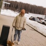 Varvara Shcherbakova Instagram - В честь прошедшего 8 марта вот вам красивые снежные девчонки👧🏼🐶 Рассказывайте, кааак отметили?) Фото чудесной @anngorrbacheva 🥰