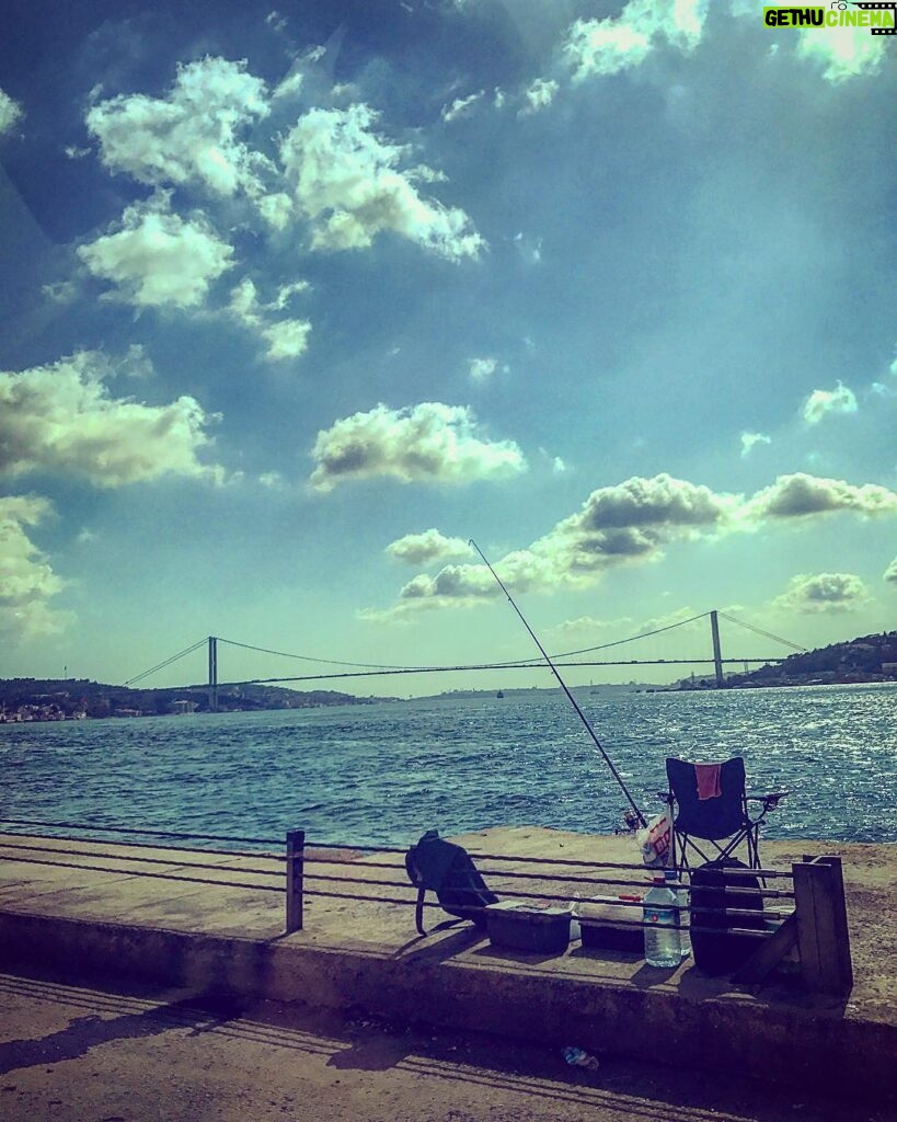 Vatan Şaşmaz Instagram - #yalnızbalıkçı #bosphorus #istanbul #istanbulpage #istanbullovers #lonley