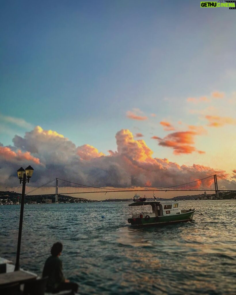 Vatan Şaşmaz Instagram - #istanbul #istanbulbosphorus