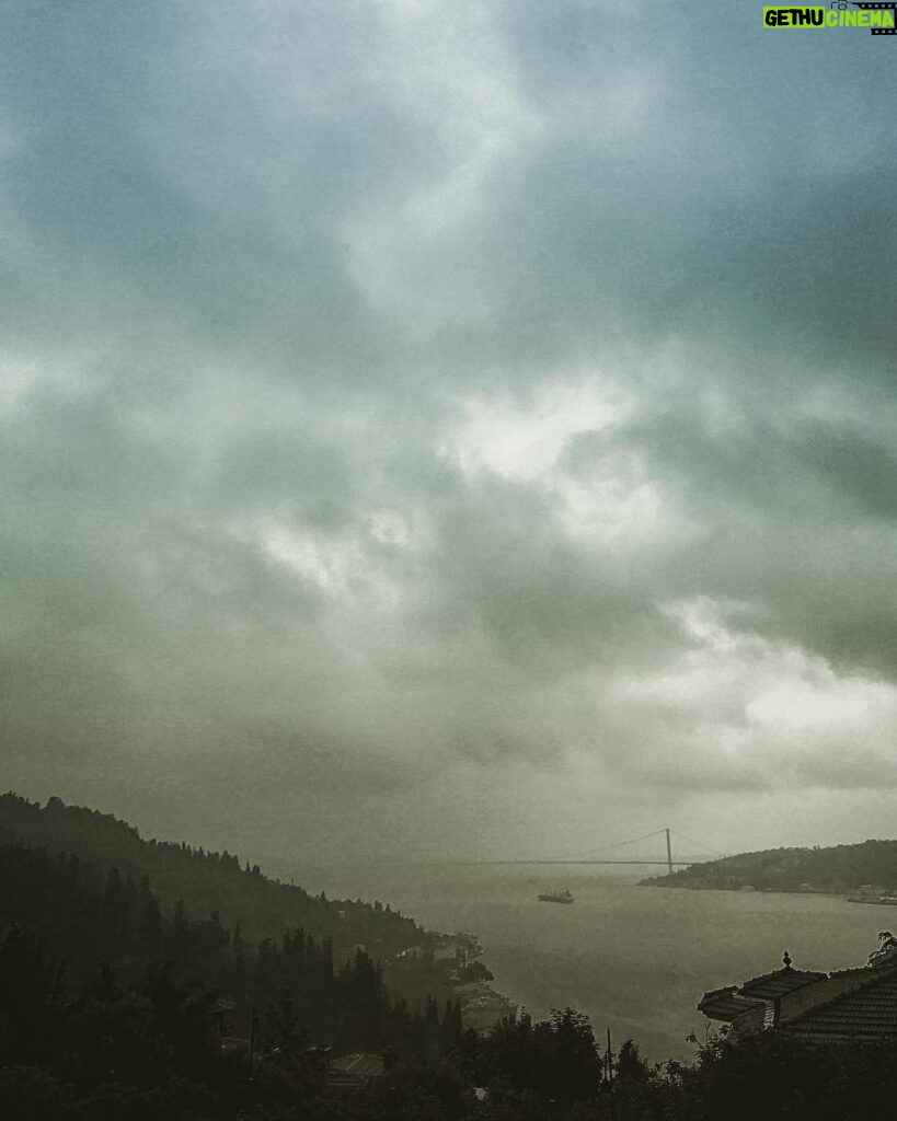 Vatan Şaşmaz Instagram - #June #istanbul #rainyday