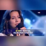 Vera Aldonina Instagram - Вчера в эфире программы «Хорошие песни» я спела песню «Учитель». Мама сочинила её в конце 3-го класса, посвятив своей любимой первой учительнице - Пухловой Александре Кузьминичне.