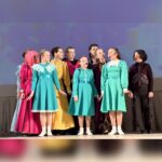 Vera Aldonina Instagram - В эту субботу в г. Сочи состоялся Международный фестиваль - конкурс детского и юношеского творчества «Арена звёзд- 2023», где моя школа «Интеграция XXI век» представила отрывок из мюзикла "Мэри Поппинс". Итоги подведены! ГРАН-ПРИ фестиваля - наш! Это непередаваемые впечатления и потрясающий опыт! В свою очередь, я была очень рада примерить на себя элегантный, аристократичный, при этом такой любящий и бескорыстный образ волшебницы Мэри Поппинс 🥰 Спасибо огромное нашей большой дружной команде и моей любимой школе! @integration21_official
