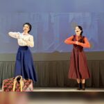 Vera Aldonina Instagram – В эту субботу в г. Сочи состоялся Международный фестиваль – конкурс детского и юношеского творчества «Арена звёзд- 2023», где моя школа «Интеграция XXI век» представила отрывок из мюзикла “Мэри Поппинс”.
Итоги подведены! ГРАН-ПРИ фестиваля – наш!
Это непередаваемые впечатления и потрясающий опыт!
В свою очередь, я была очень рада примерить на себя элегантный, аристократичный, при этом такой любящий и бескорыстный образ волшебницы Мэри Поппинс 🥰
Спасибо огромное нашей большой дружной команде и моей любимой школе! @integration21_official