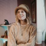 Vera Kotelnikova Instagram - Почти случайно стала соведущей @stupidtowel в подкасте "правило 34" (ищите на ютьюбе) (а выпуск с @luca_xnkdz на канале @label_smart) Мы там обсуждаем ЭТО самое, ну вы поняли Вот наши чудестные гости на фото Напишите, кого ещё можно позвать! Плизз Крю: @dmitri.gavronov @bzrkvanya @_balinov @krist_of_er @lankahem <3