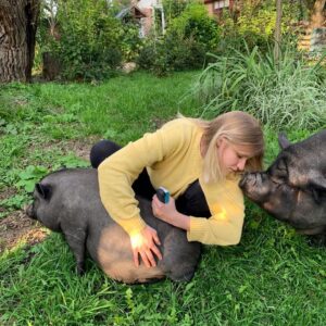 Vera Kotelnikova Instagram - Мама сказала, что на фото сплошная красота
